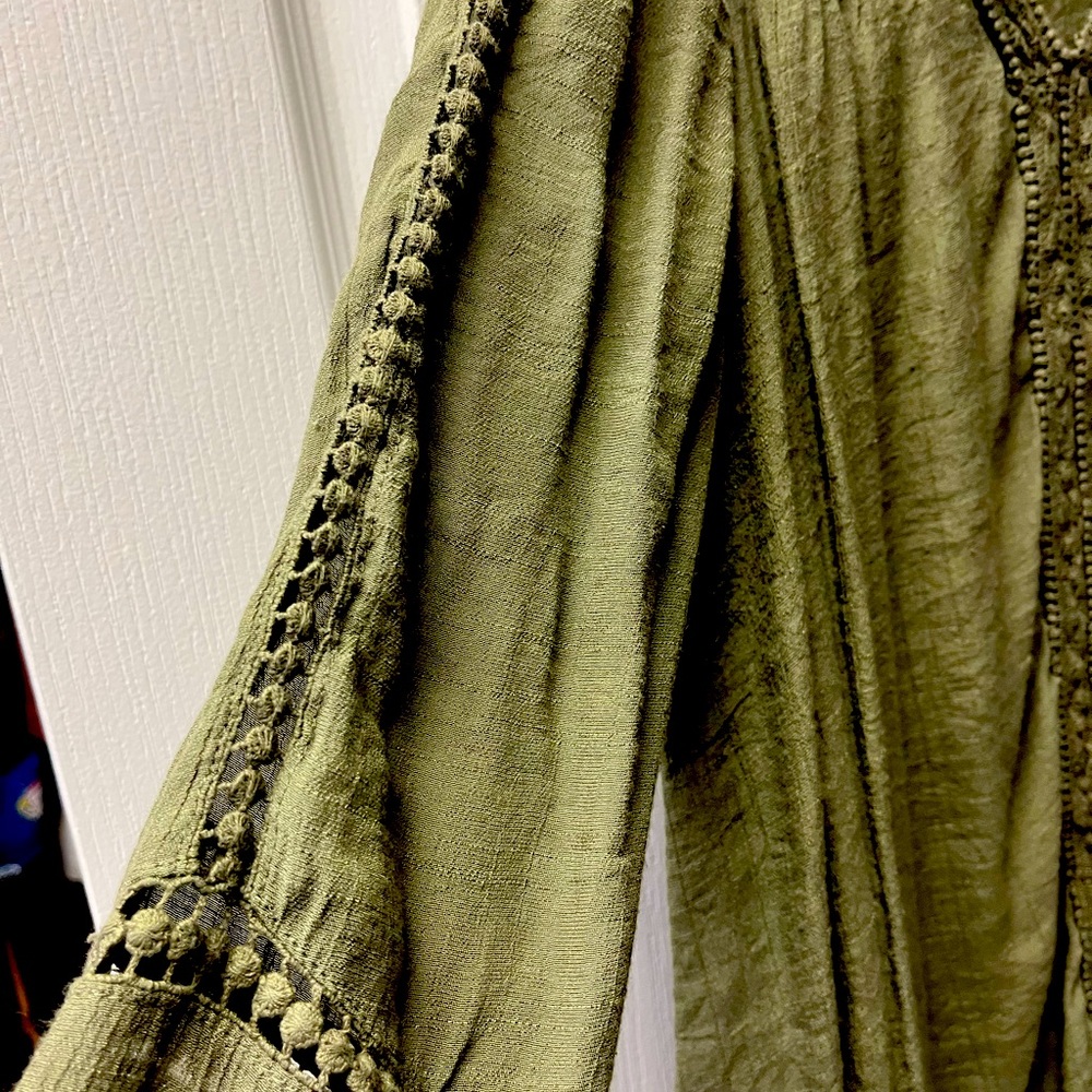 Women’s Blouse